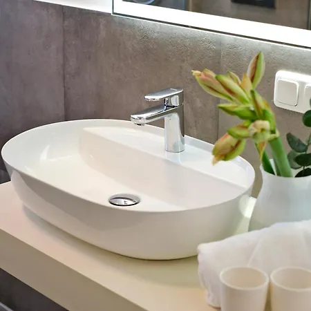 公寓 Aesten Mare 1 *